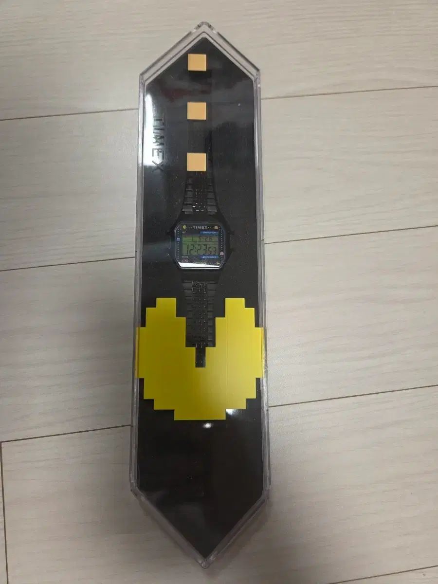 タイメックス x パックマン コラボ ウォッチ