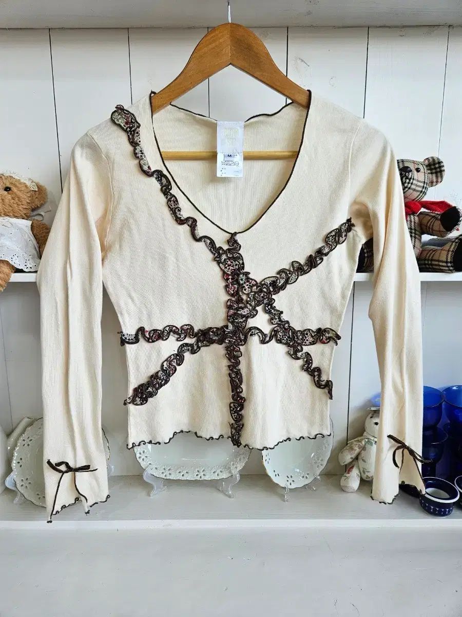 ANNA SUI (アナスイ) チョコレートムード フラワー フリルT