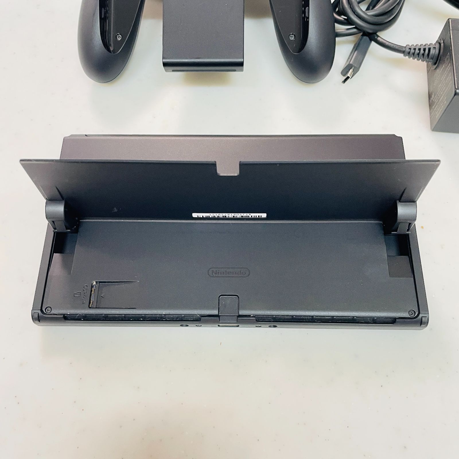 Nintendo Switch 有機ELモデル 本体 ジョイコンなし 付属品あり(ドック