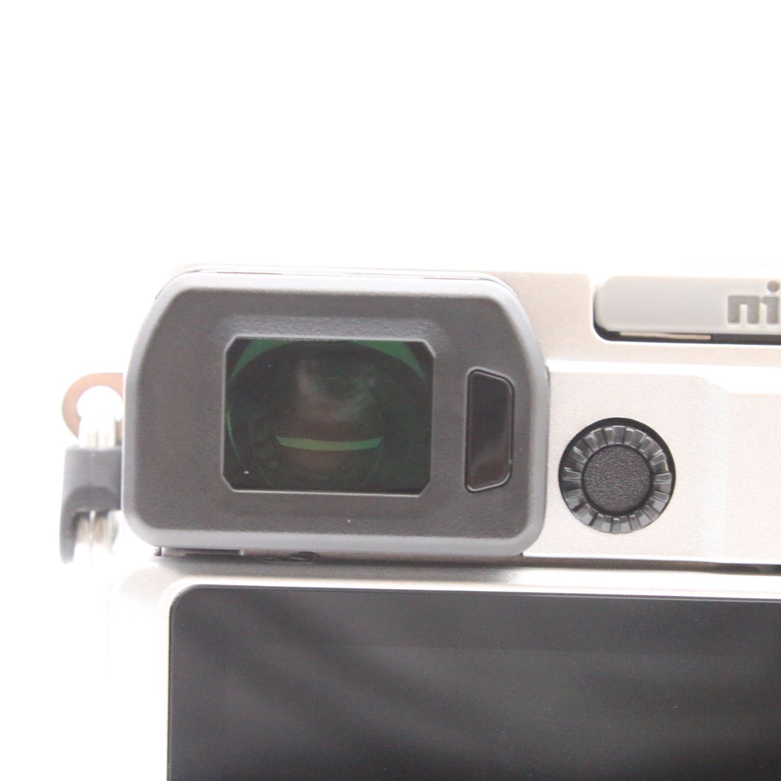 極上品】 SONY α6400 シルバー ダブルズームレンズキット SELP1650 + 