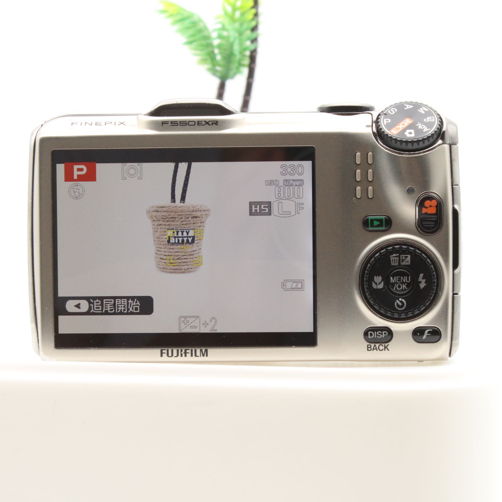 極上品】 FUJIFILM FinePix F550EXR シャンパンゴールド 光学15倍 FX
