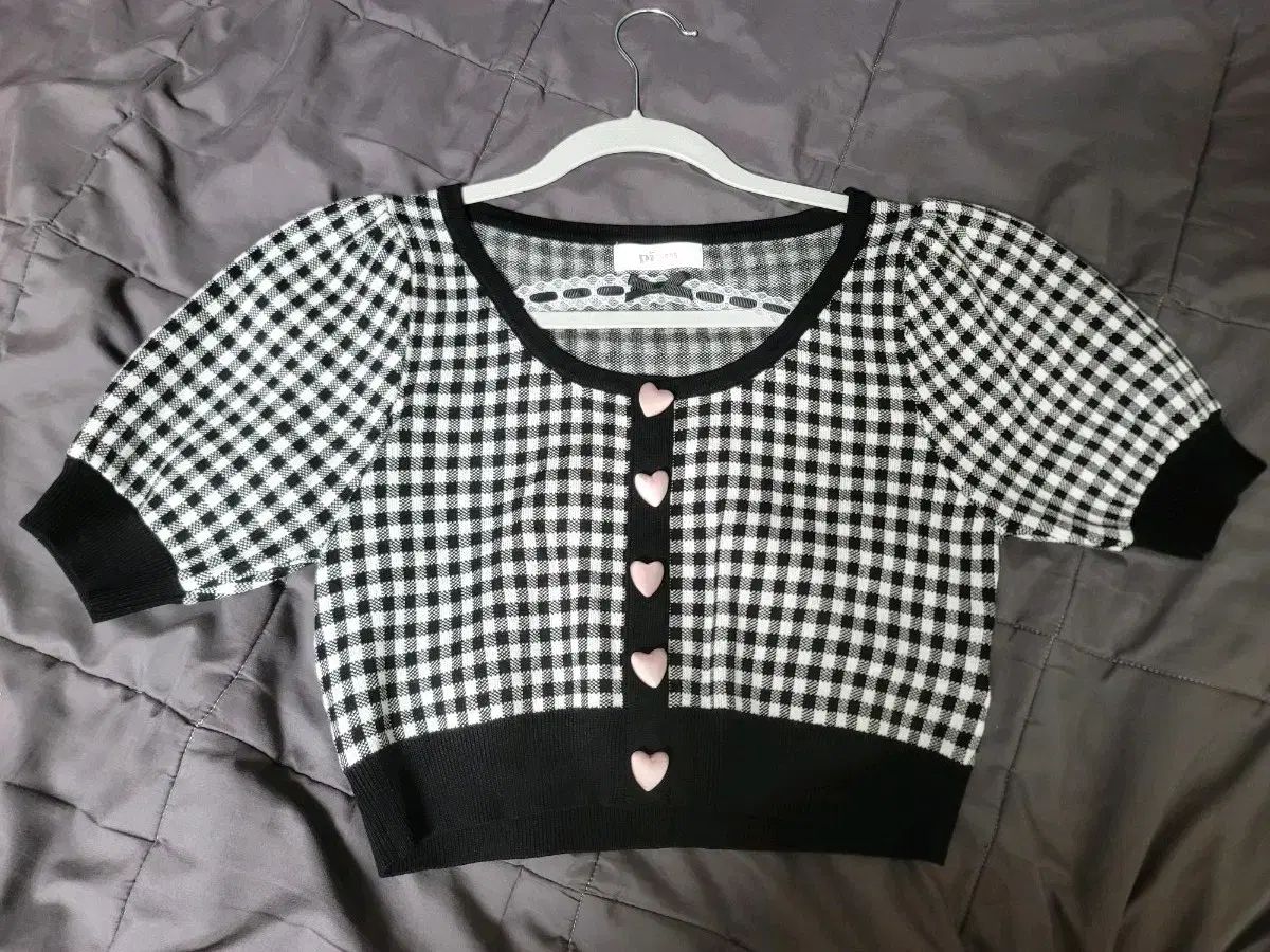 PIUM ニット 出品