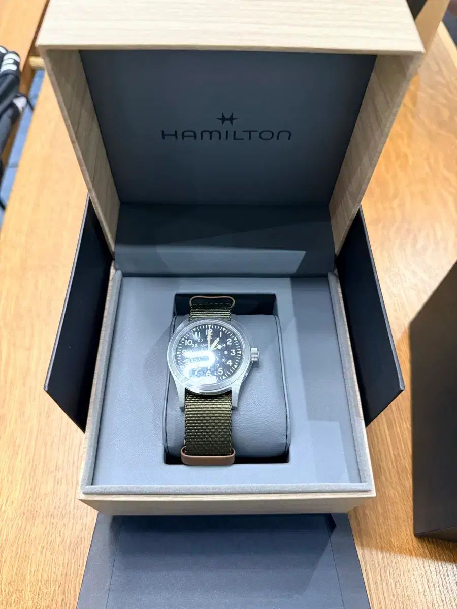 ハミルトン カーキフィールド メカニカル 38mm NATOストラップ (カーキ+ブラック) ほぼ新品
