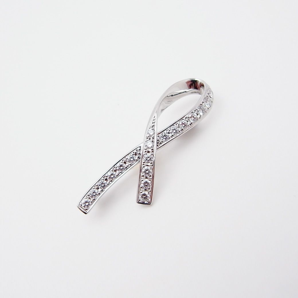 ロイヤルアッシャー ダイヤモンド ブローチ 0.65ct Pt900 SAランク