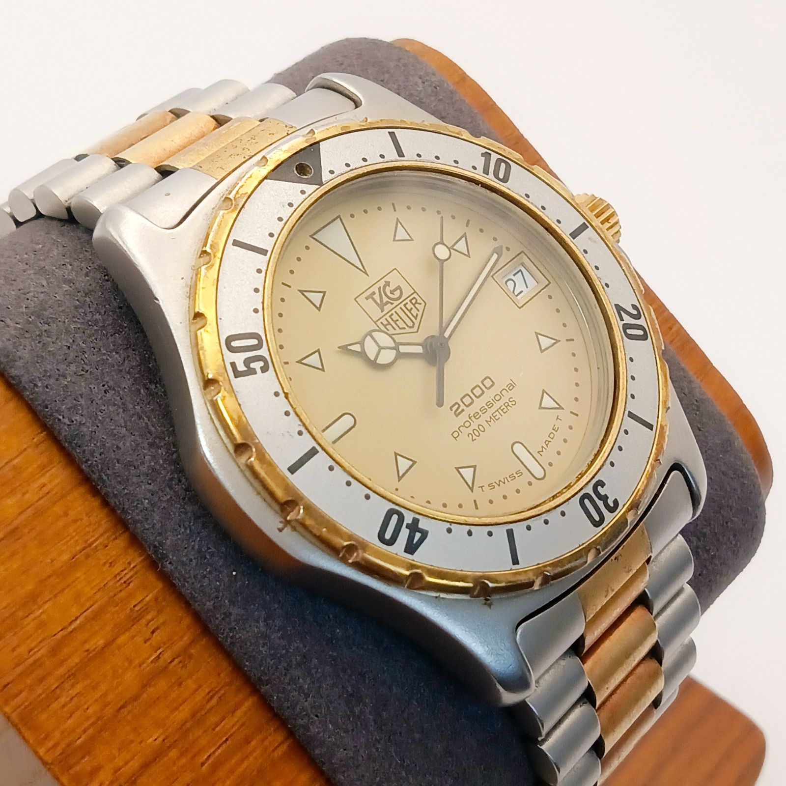 【稼働 良品】0527-2 TAG HEUER Professional 2000 タグホイヤー プロフェッショナル 974.006 メンズ腕時計 クォーツ ゴールド文字盤