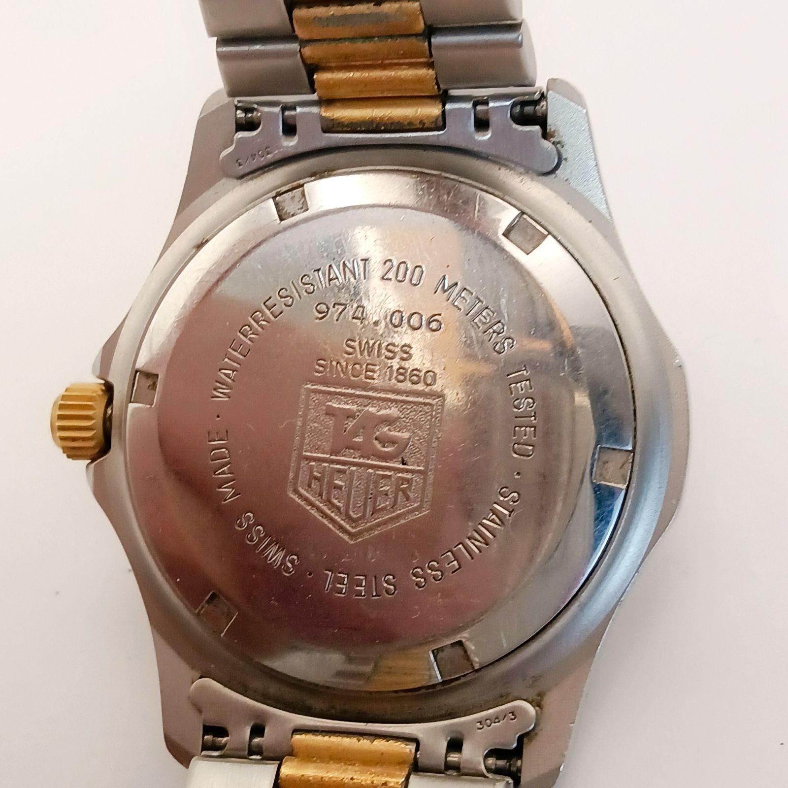 【稼働 良品】0527-2 TAG HEUER Professional 2000 タグホイヤー プロフェッショナル 974.006 メンズ腕時計 クォーツ ゴールド文字盤