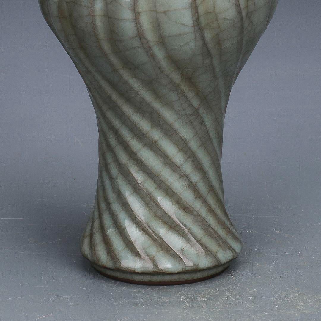 宋官窯開片釉梅瓶 景徳鎮 陶磁器 装飾品 現代工芸品美術品 置物