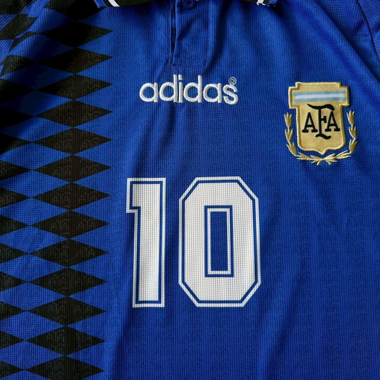 希少 アルゼンチン代表 1994 アウェイ復刻 メッシ 10 ユニフォーム M