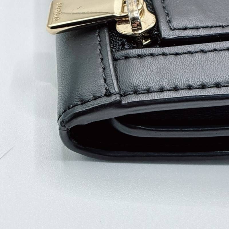 FURLA フルラ 二つ折り財布 メトロポリス ロゴプレート 小物 