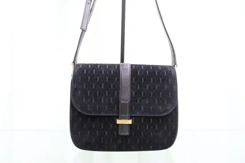 Saint Laurent サンローラン モノグラム スモール ツアーベルベット サッチェル クロス ショルダーバッグ ブラック 568604 デパート 58,748円