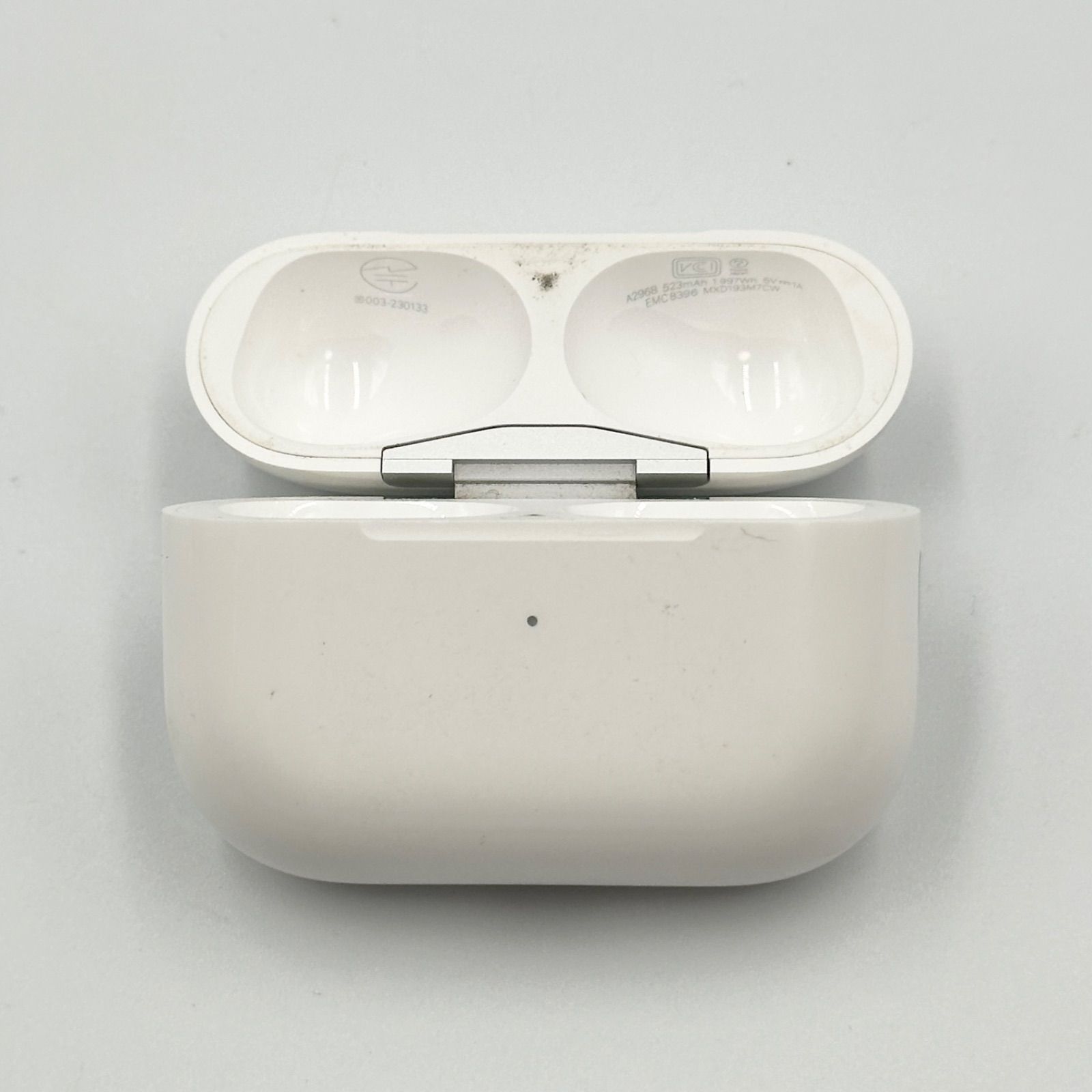 Apple AirPods Pro 第2世代 充電ケースのみ A2968 正規品 type-C 【24