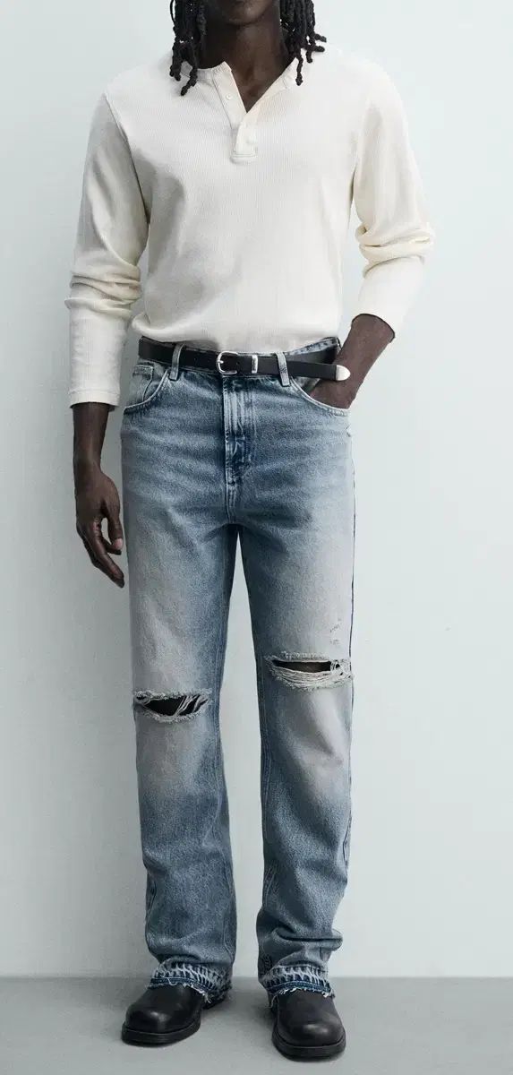 ザラ(ZARA) JEANS FLARE FIT ダメージ (KR 31)