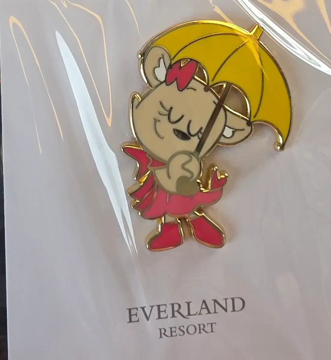 エバーランド レインバッジ ララ