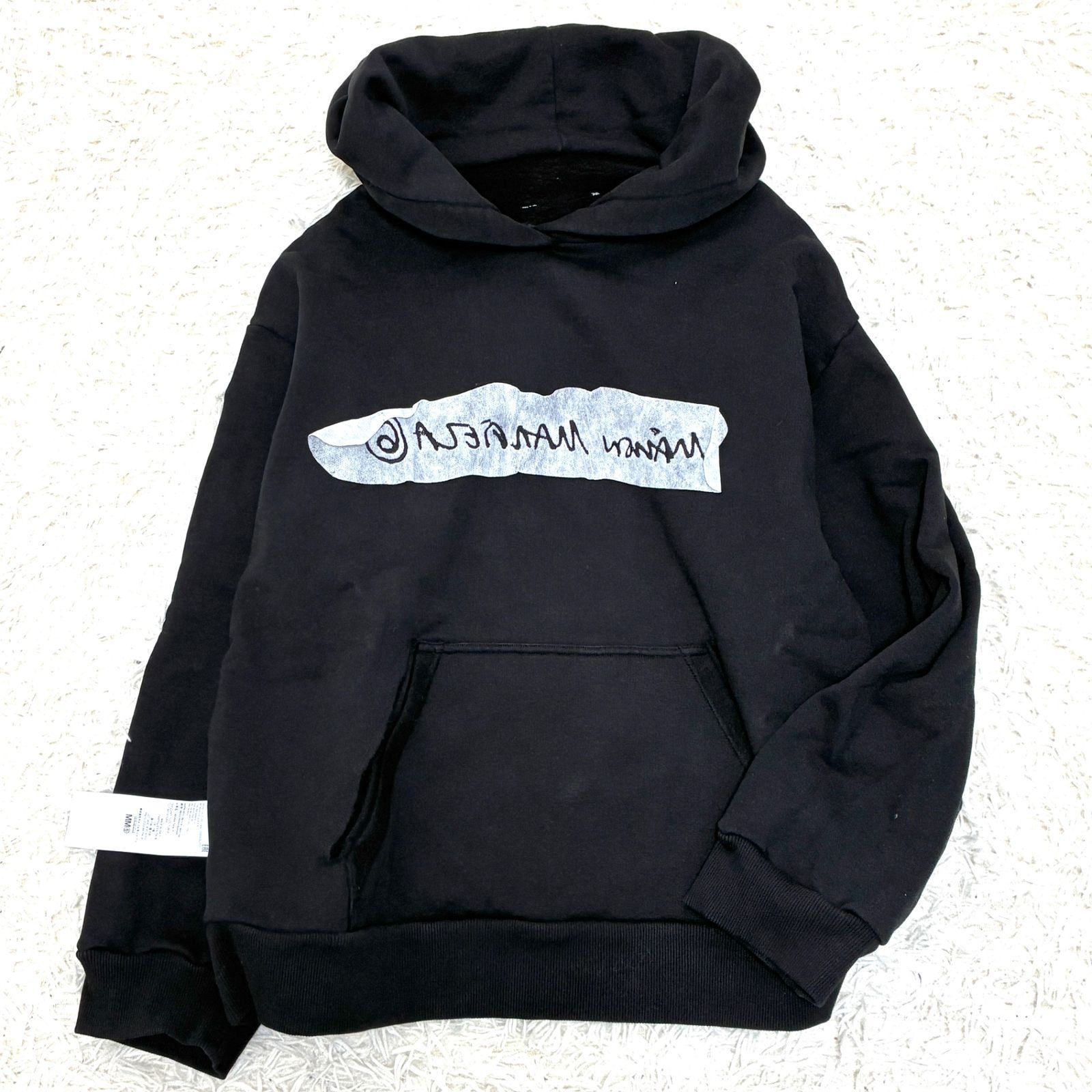 極美品 MM6 Maison Margiela エムエムシックス メゾンマルジェラ 反転ロゴ リバーシブル パーカー フーディ スウェット Sサイズ ブラック 黒 オーバーサイズ 冷房対策 ボーナス 夏休み 旅行 秋先取り ギフト