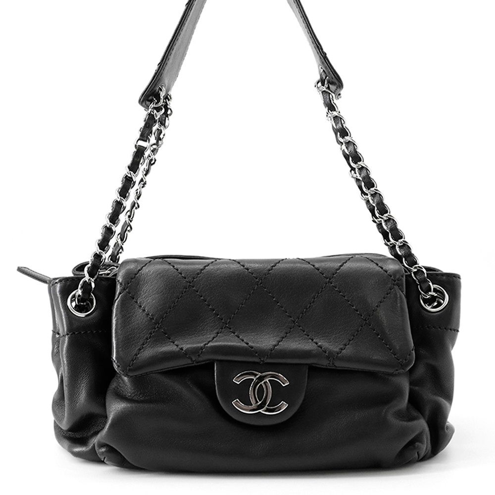 シャネル ワンショルダーバッグ ココマーク ワイルドステッチ ラムスキン A29923 CHANEL 黒