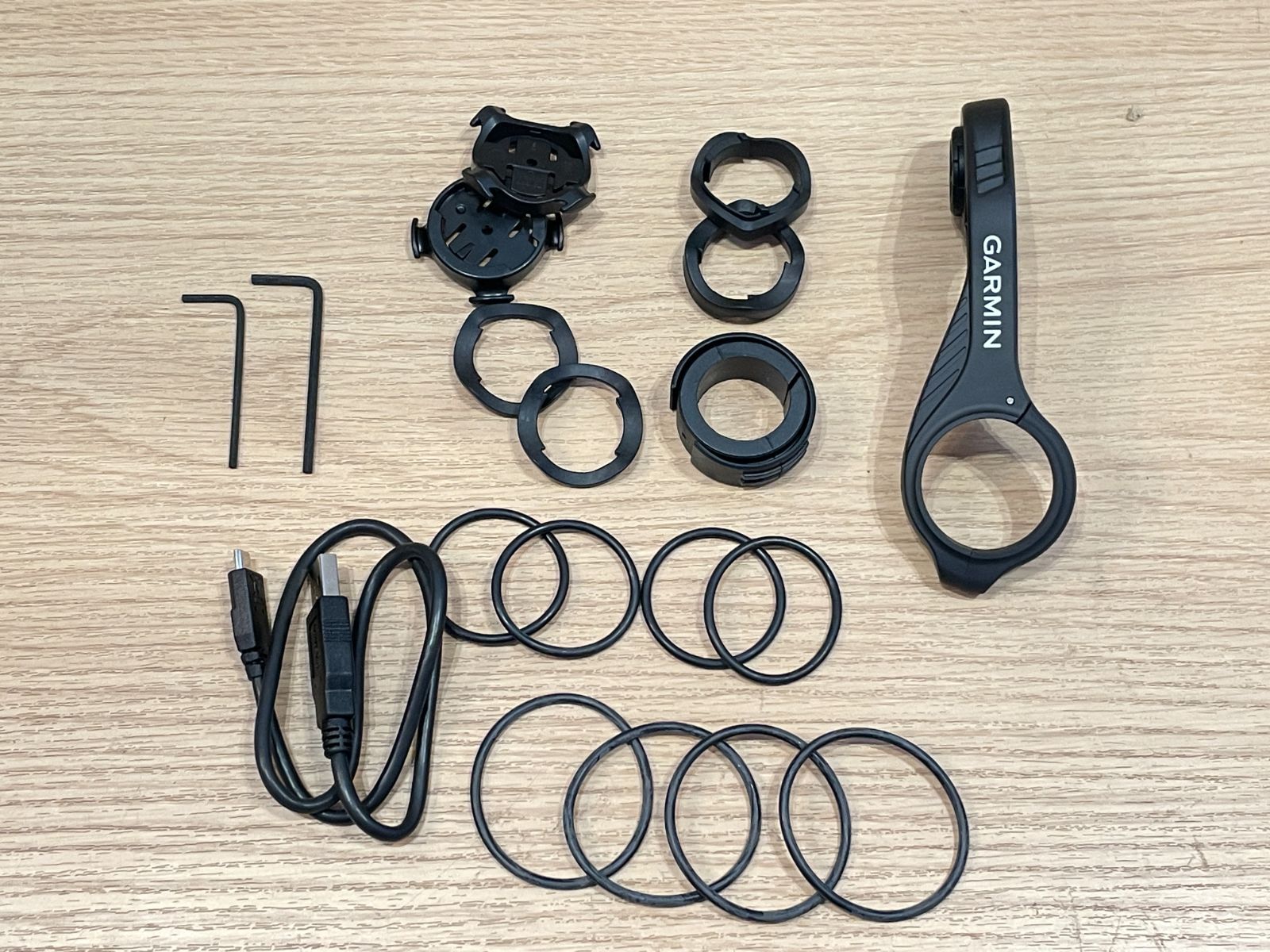 P4484 □USED□GARMIN ガーミン EDGE 530 エッジ 日本語対応 GPS