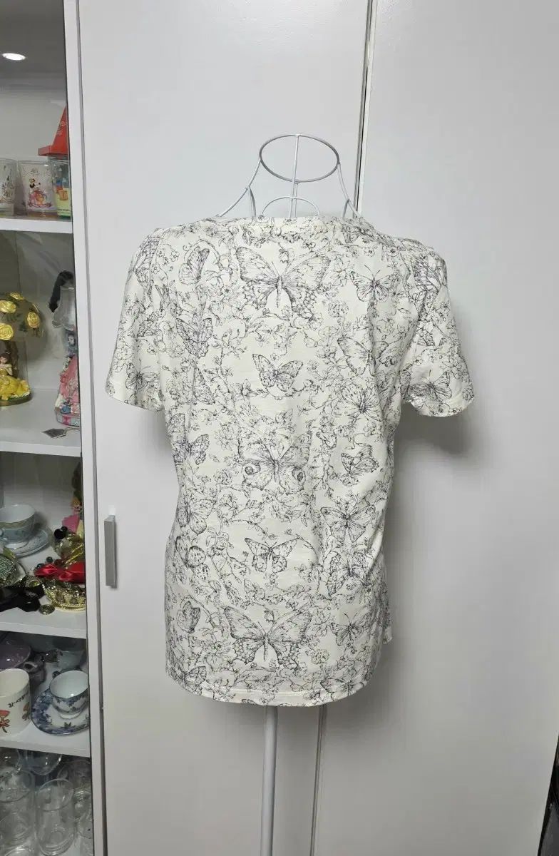 Dior ディオール Toile de Jouy Papillon Tシャツ Dior ディオール Toile de Jouy Papillon Tシャツ