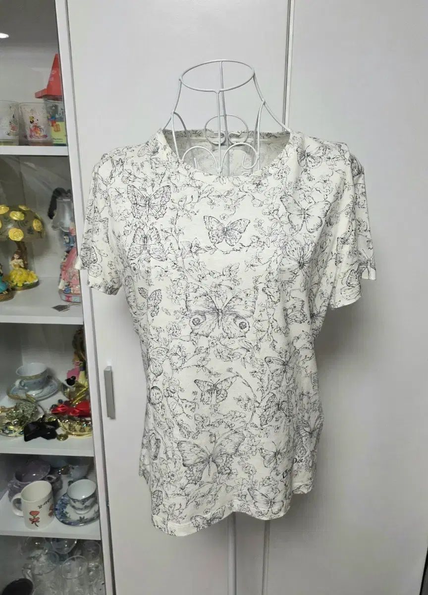Dior ディオール Toile de Jouy Papillon Tシャツ Dior ディオール Toile de Jouy Papillon Tシャツ