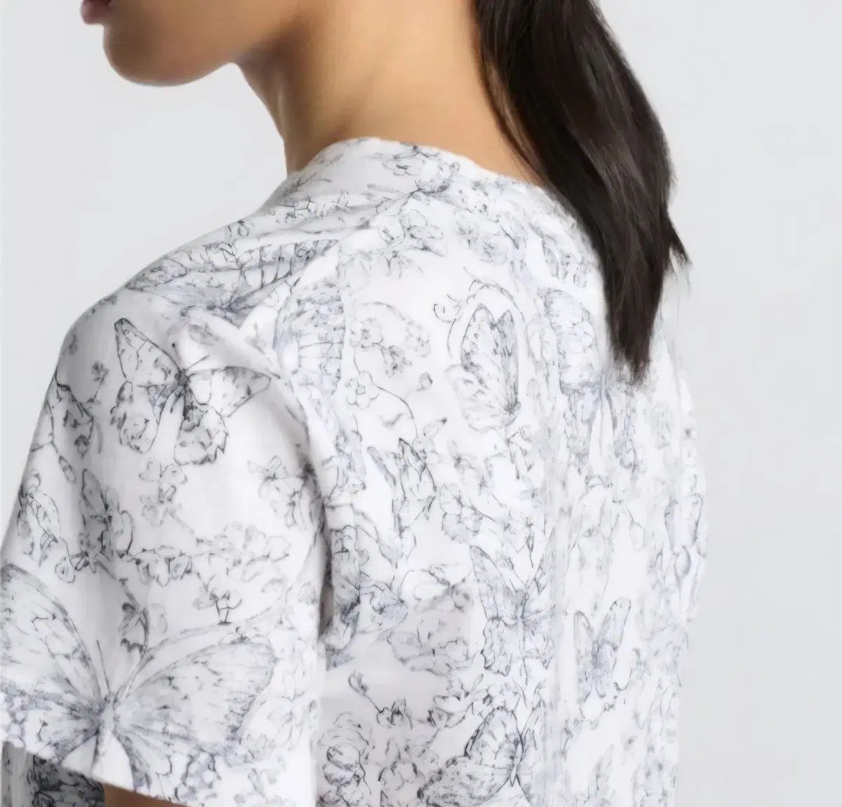 Dior ディオール Toile de Jouy Papillon Tシャツ Dior ディオール Toile de Jouy Papillon Tシャツ