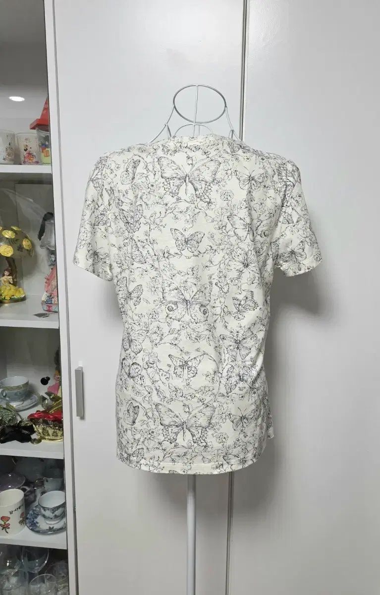 Dior ディオール Toile de Jouy Papillon Tシャツ Dior ディオール Toile de Jouy Papillon Tシャツ