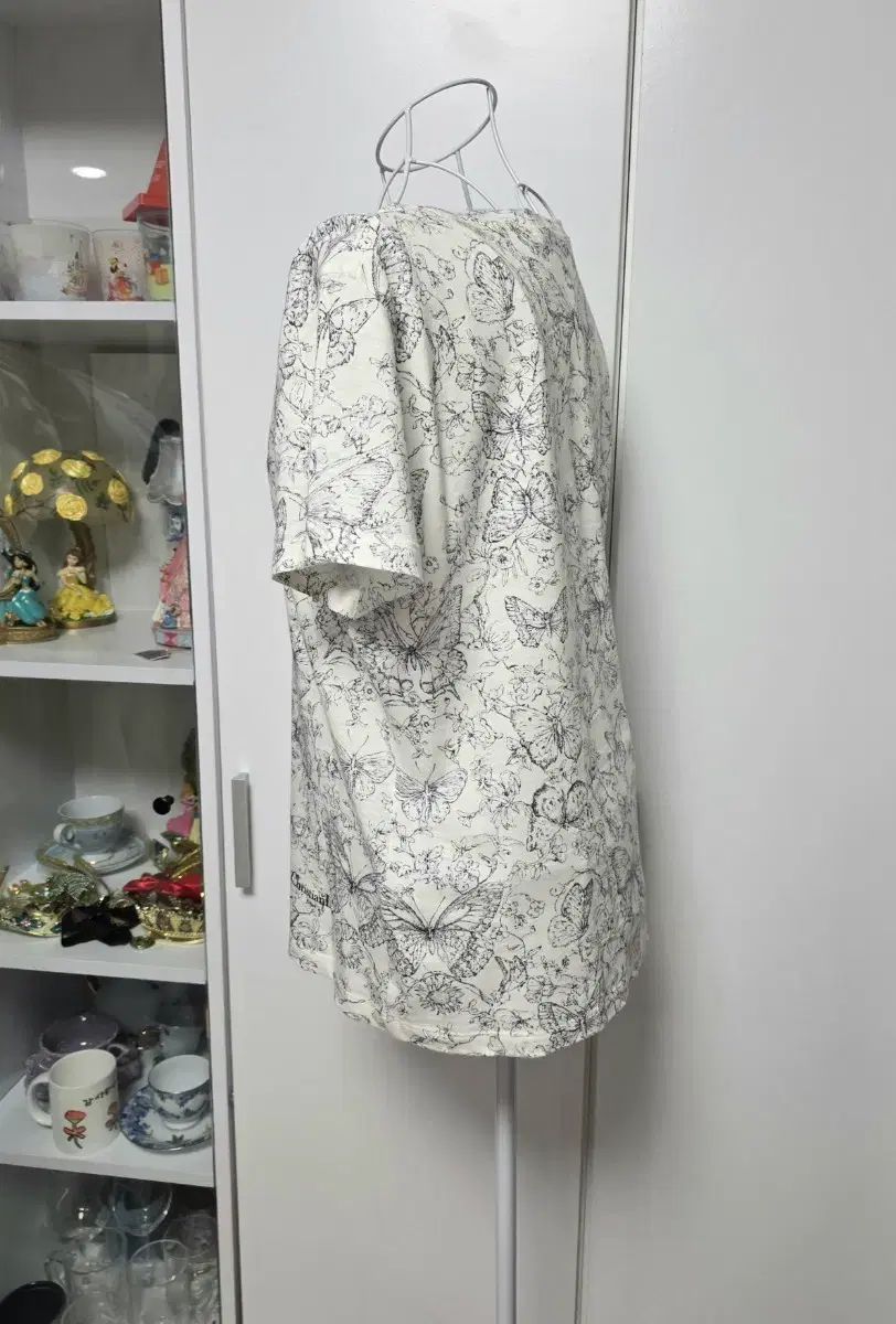 Dior ディオール Toile de Jouy Papillon Tシャツ Dior ディオール Toile de Jouy Papillon Tシャツ