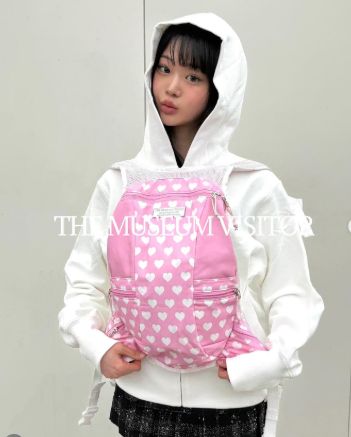 THE MUSEUM VISITOR ザミュージアムビジター ハート バックパック