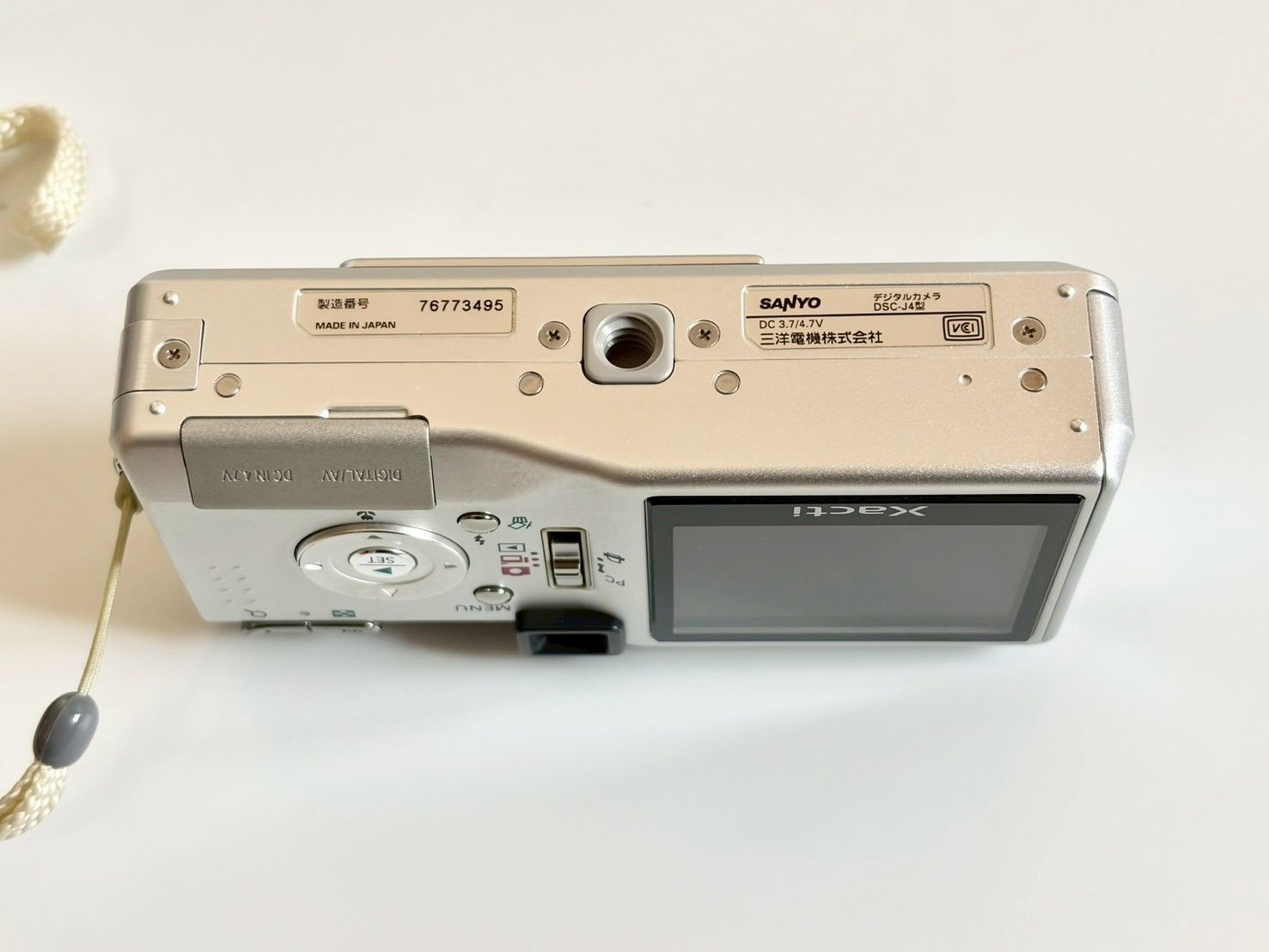 美品】SANYO Xacti DSC-J4 三洋 デジタルカメラ デジカメ コンデジ