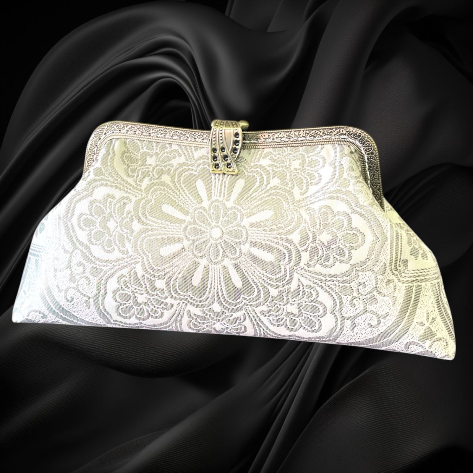 【No.935】着物リメイクバッグ、和風クラッチバッグ、着物ショルダーバッグ