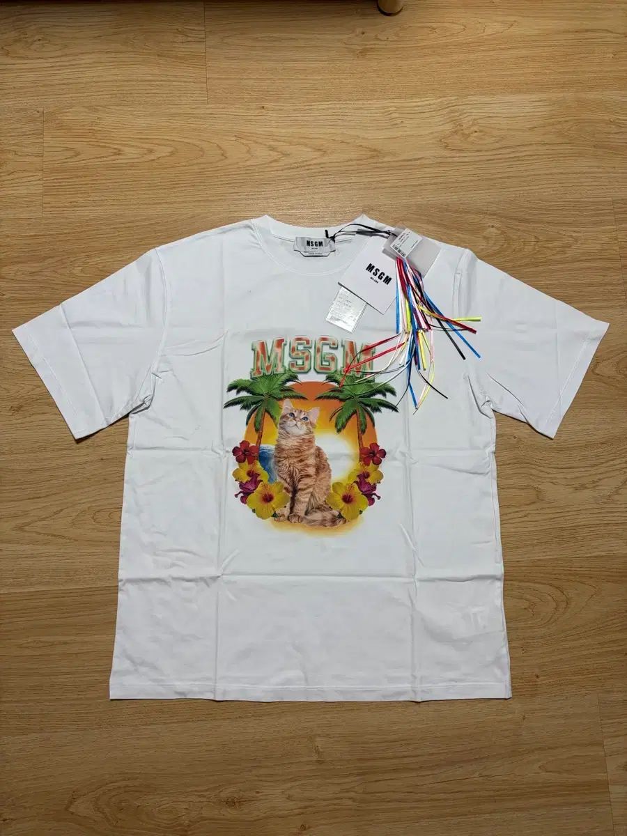 MSGM エムエスジーエム 正規品 ユニセックス Tシャツ Mサイズ 新品