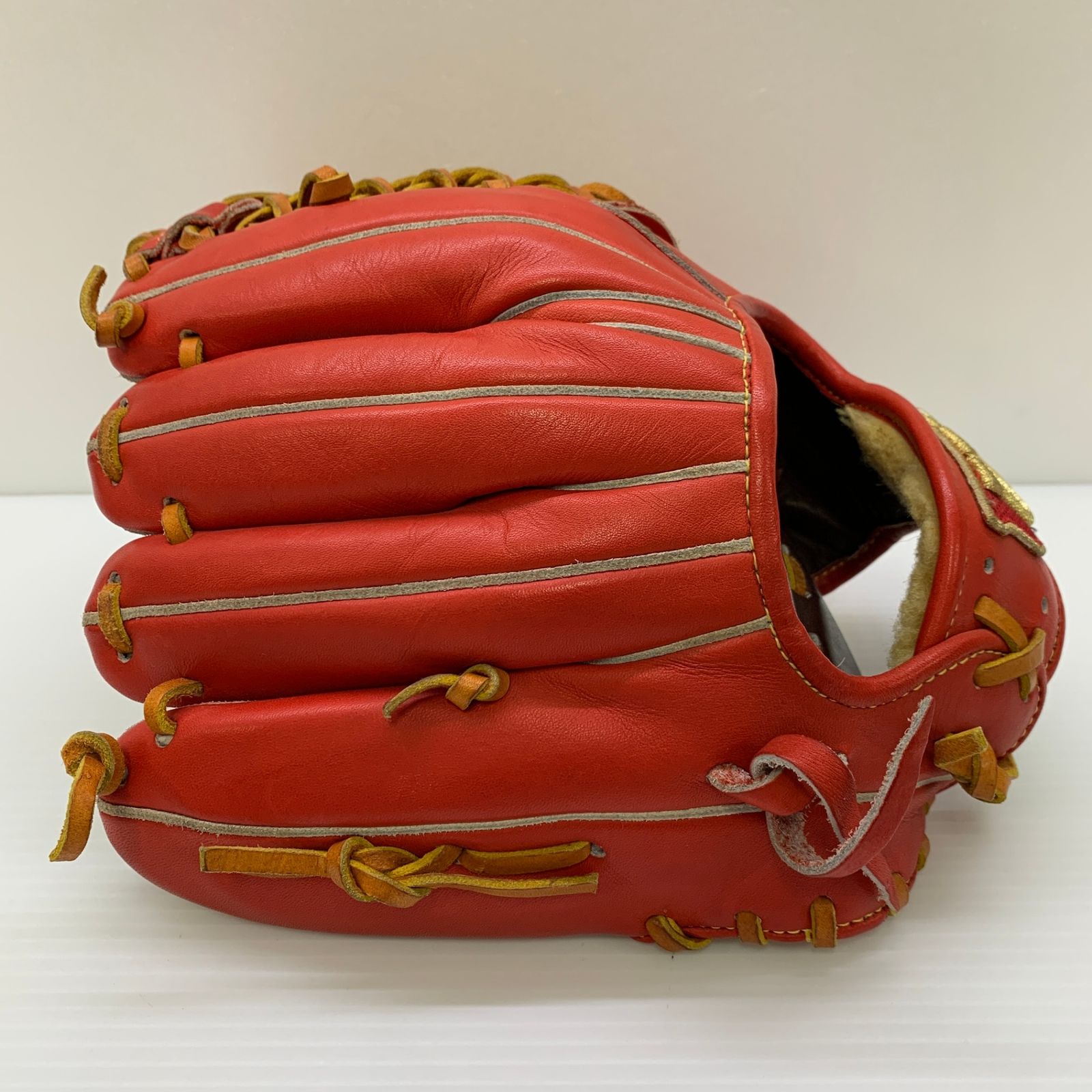 中古 ウィルソンスタッフ 軟式 内野手 全紐交換済 ウィルソン Wilson ウィルソンスタッフ Wilson Staff RWO6KK 軟式 大人