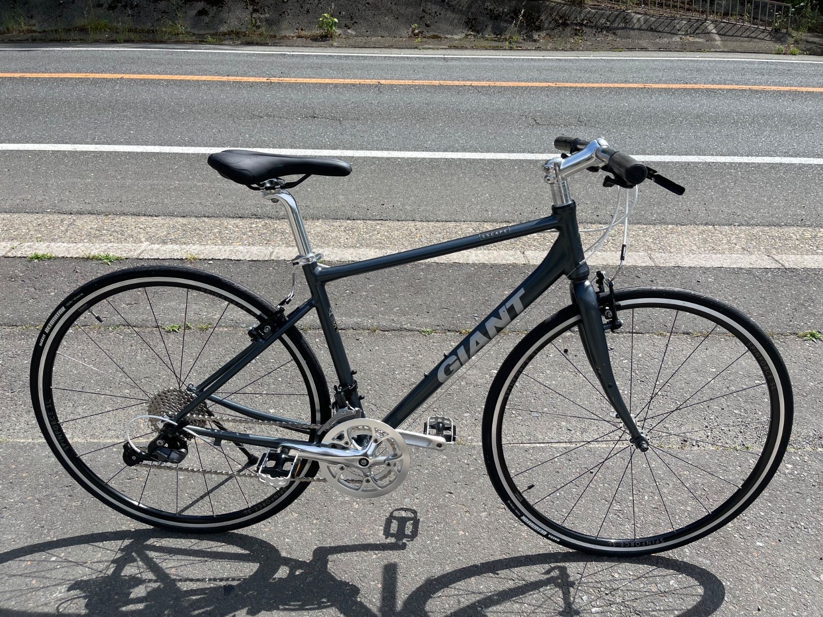 0373【即乘】送料無料 GIANT ロードバイク ESCAPE Air S SHIMANO 2X9S 18速