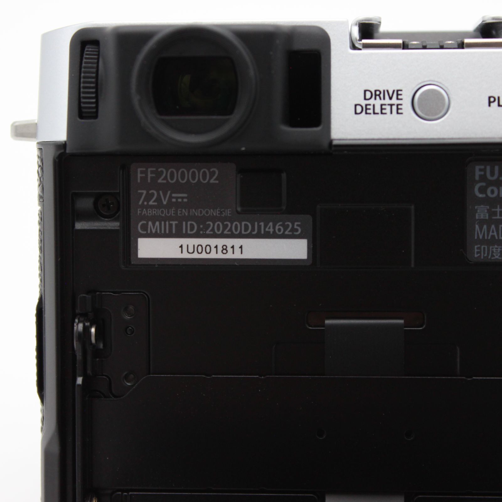 ショット数12枚！□ほぼ新品□ FUJIFILM ミラーレスデジタルカメラ X 
