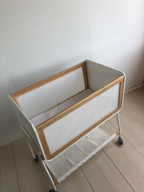 ベビー家具・寝具 リリワゴン2 ホワイト ベビーベッド キャスター付き