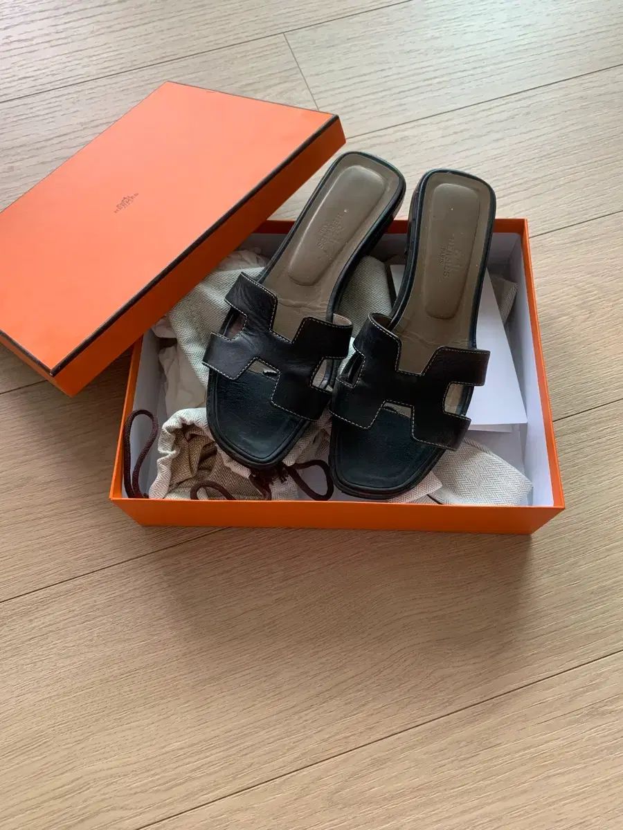 Hermes オラン ブラック 38 5