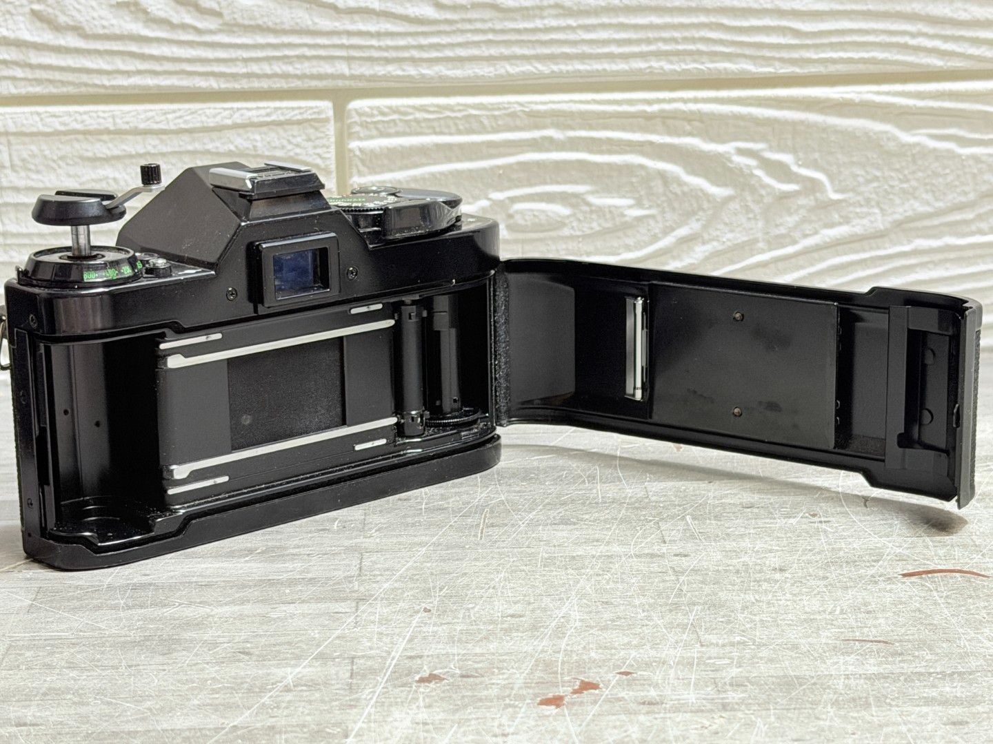 Canon AE-1 PROGRAM ブラック ボディ キヤノン FDマウント フィルム