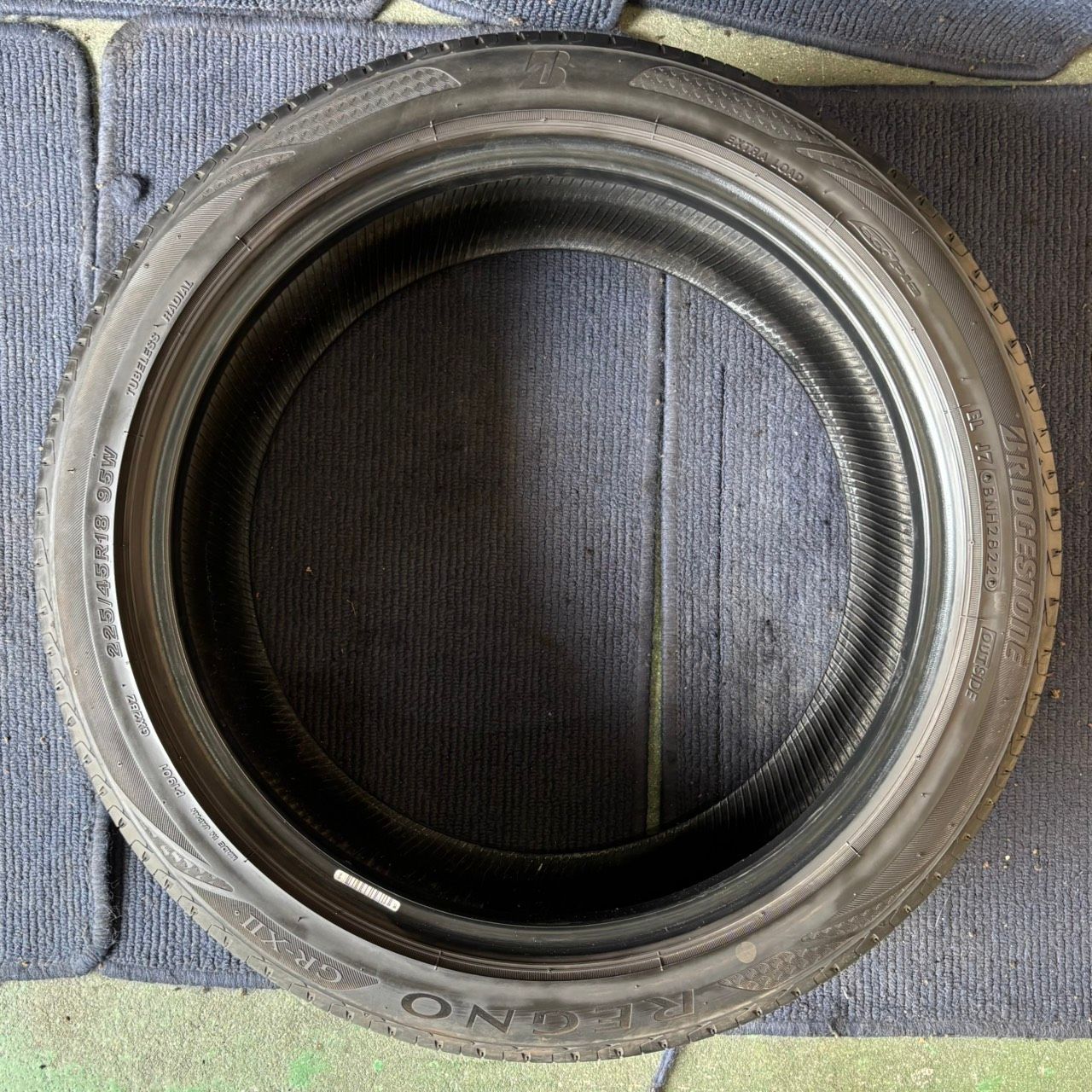 ☆送料無料☆【2022年製造】【溝6.5~7.5分山】BRIDGESTONE REGNO GR-X2 2本 225/45R18 ASP3599
