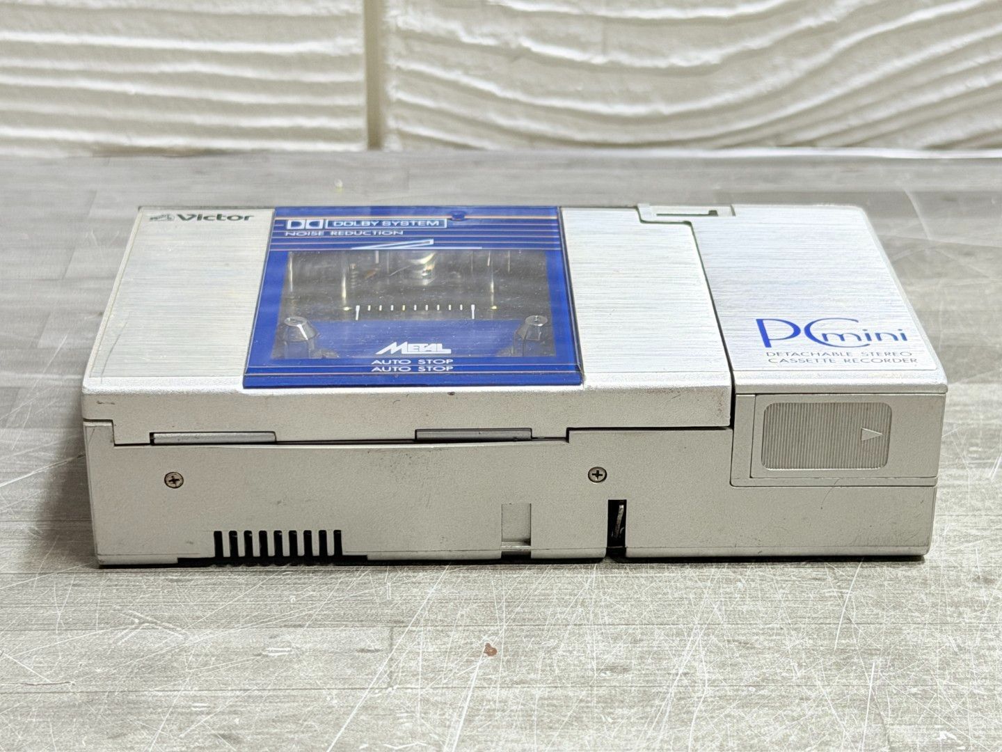 Victor PC-D100 PCmini ステレオカセットレコーダー ビクター ポータブル 録音再生 メタル対応 昭和レトロ 動作未確認 現状品 120526 Victor PC-D100 PCmini ステレオカセットレコーダー ビクター ポータブル 録音再生 メタル対応 昭和レトロ 動作未確認 現状品 120526