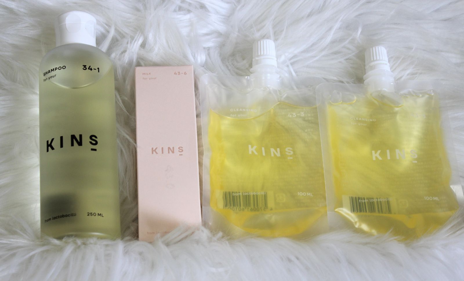 【KINS　シャンプーオリジナル内容量250ml＜未開封＞×1本　クレンジングオイル内容量100ml中約9割程残っています×2袋　ミルク内容量30g中約8割程残っています×1箱　4個セット】