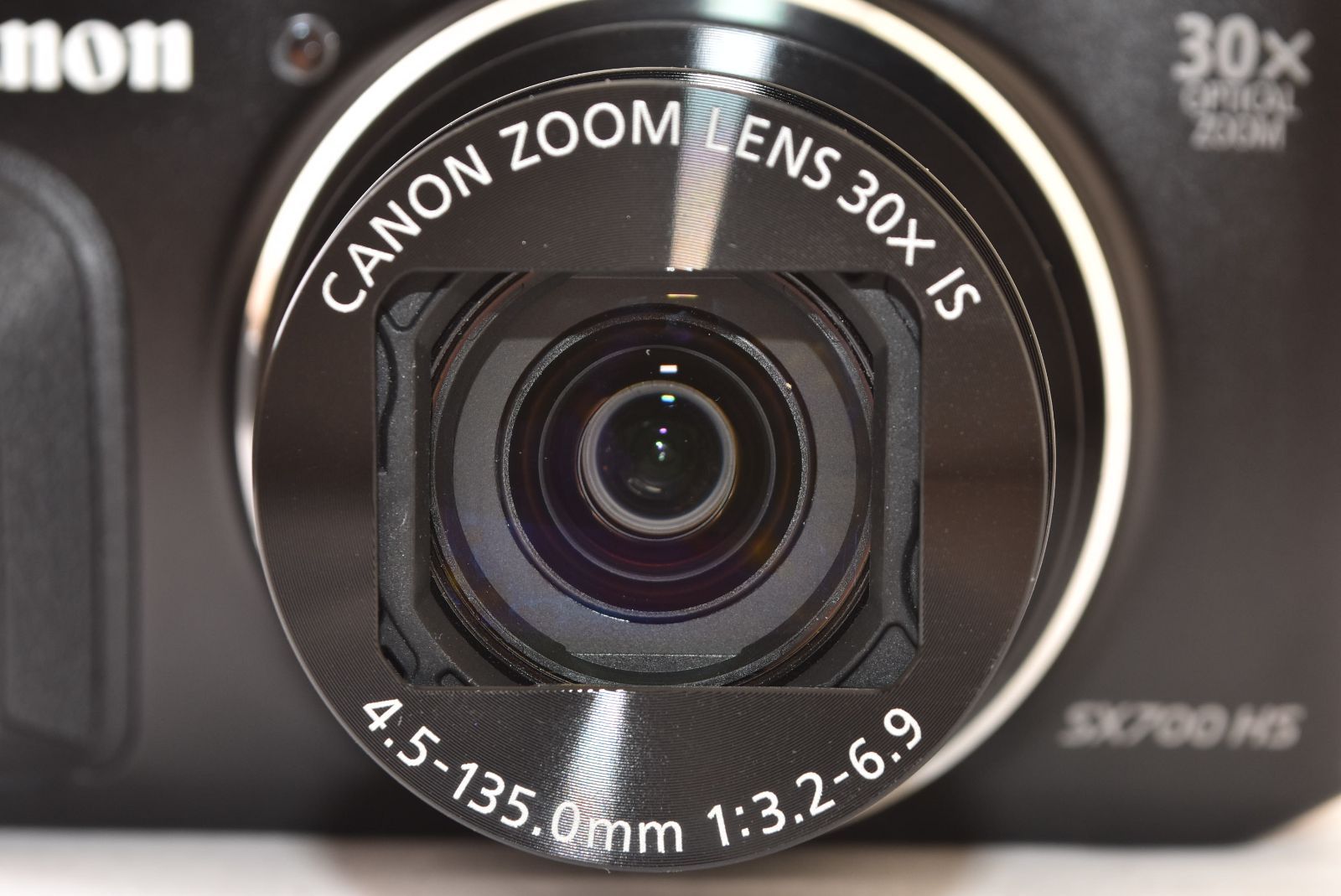 ★極上品★ Canon キャノン PowerShot SX700 HS ブラック コンパクトデジタルカメラ 2605106 ★極上品★ Canon キャノン PowerShot SX700 HS ブラック コンパクトデジタルカメラ 2605106