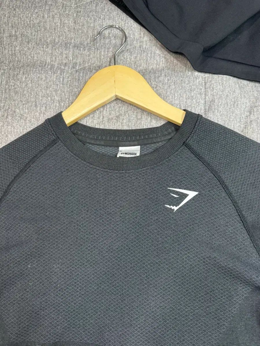 ジムシャーク 半袖 出品