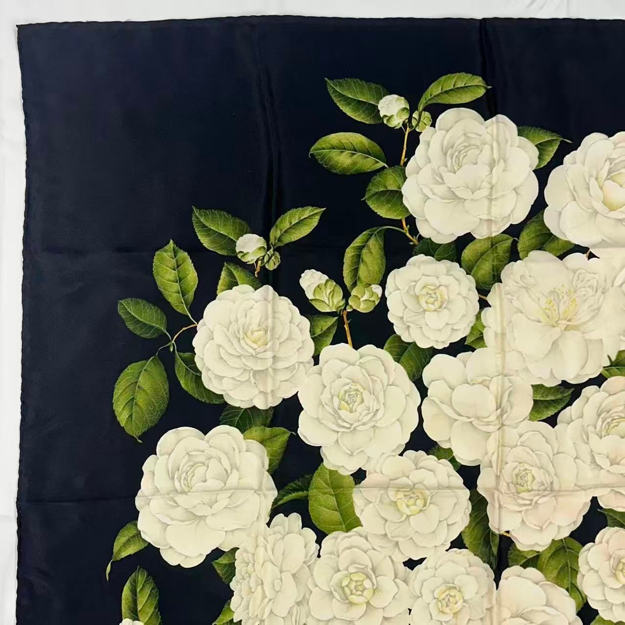 極美品 CHANEL シャネル ロゴ スカーフ 花柄 ブラック - メルカリ