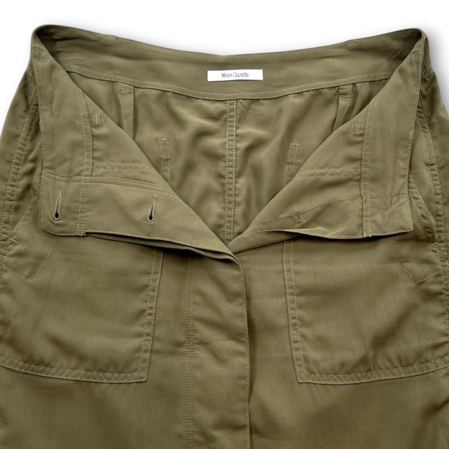 Whim Gazette ウィムガゼット バックサテンスカート 24SS タイト