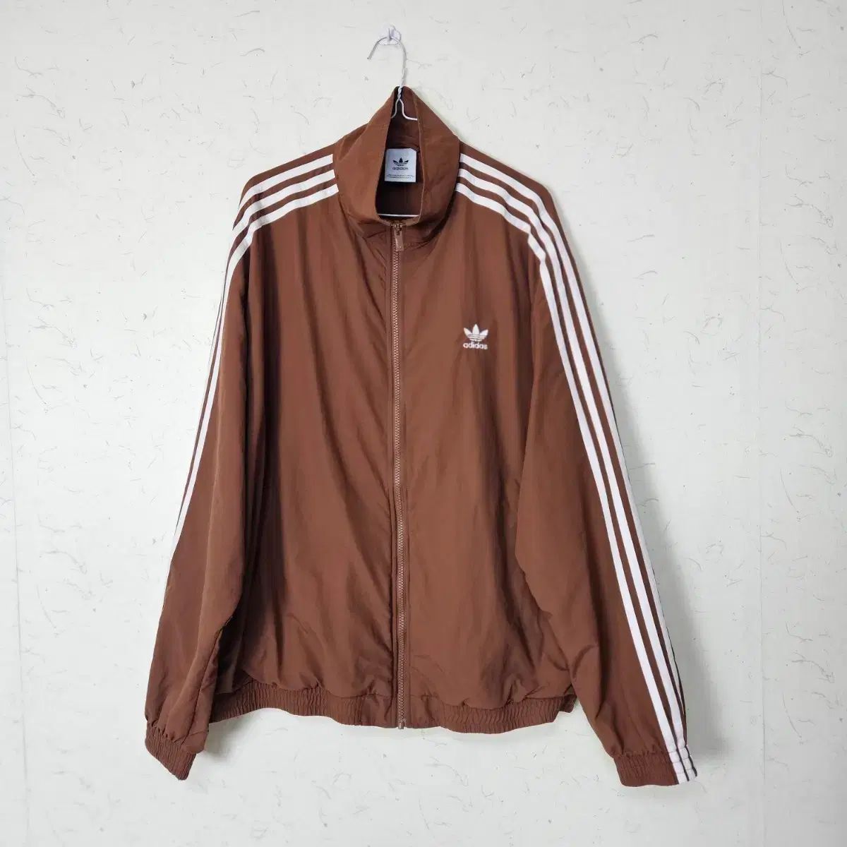 アディダス ウーブン トラックジャージ 2XL