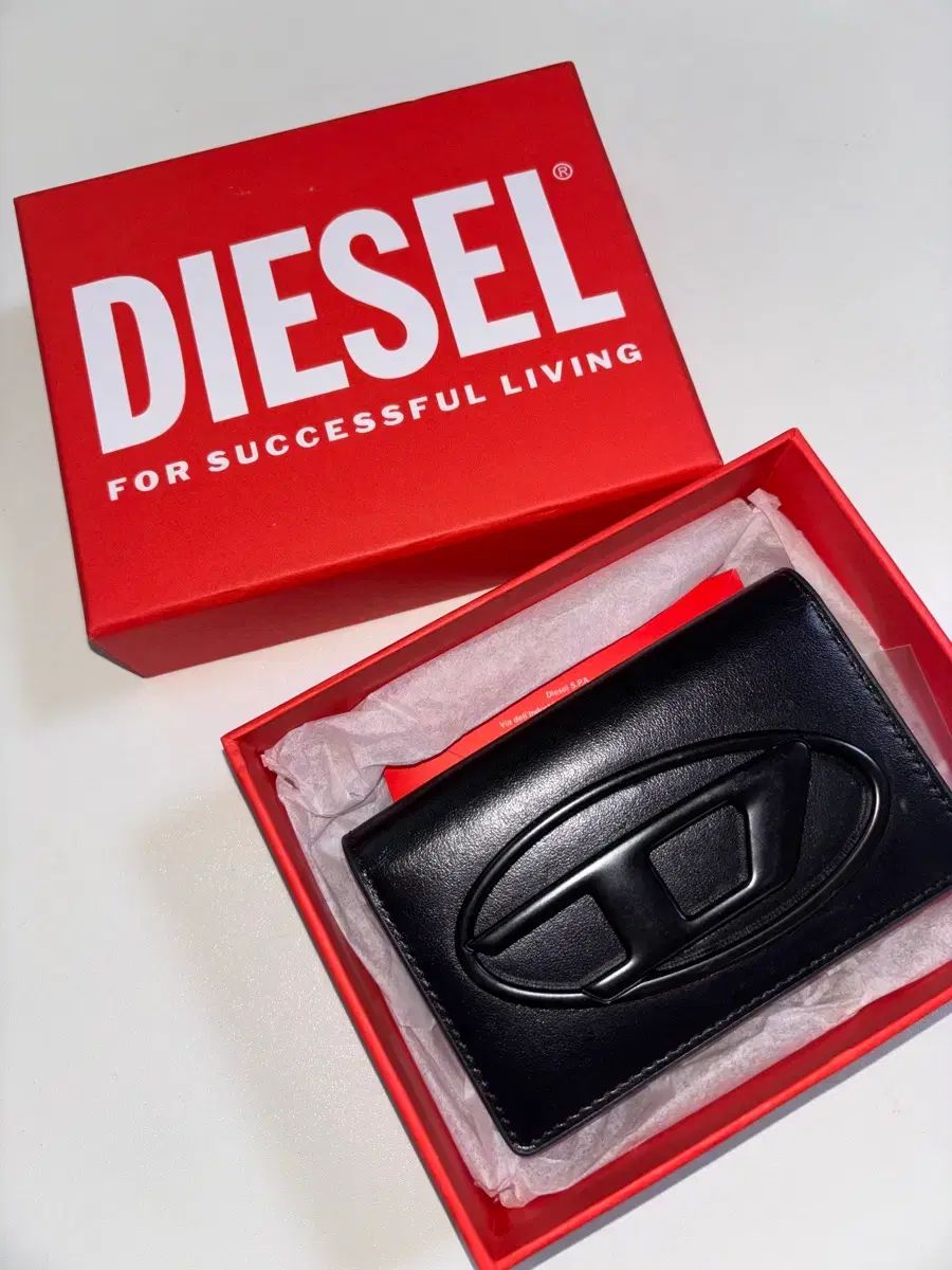 DIESEL LEEカードホルダー財布ブラック（クリーム17）
