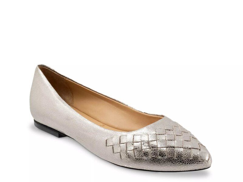 トロッターズ レディース シューズ パンプス Tシャツ Trotters Estee Flat Silver Metallic シルバー