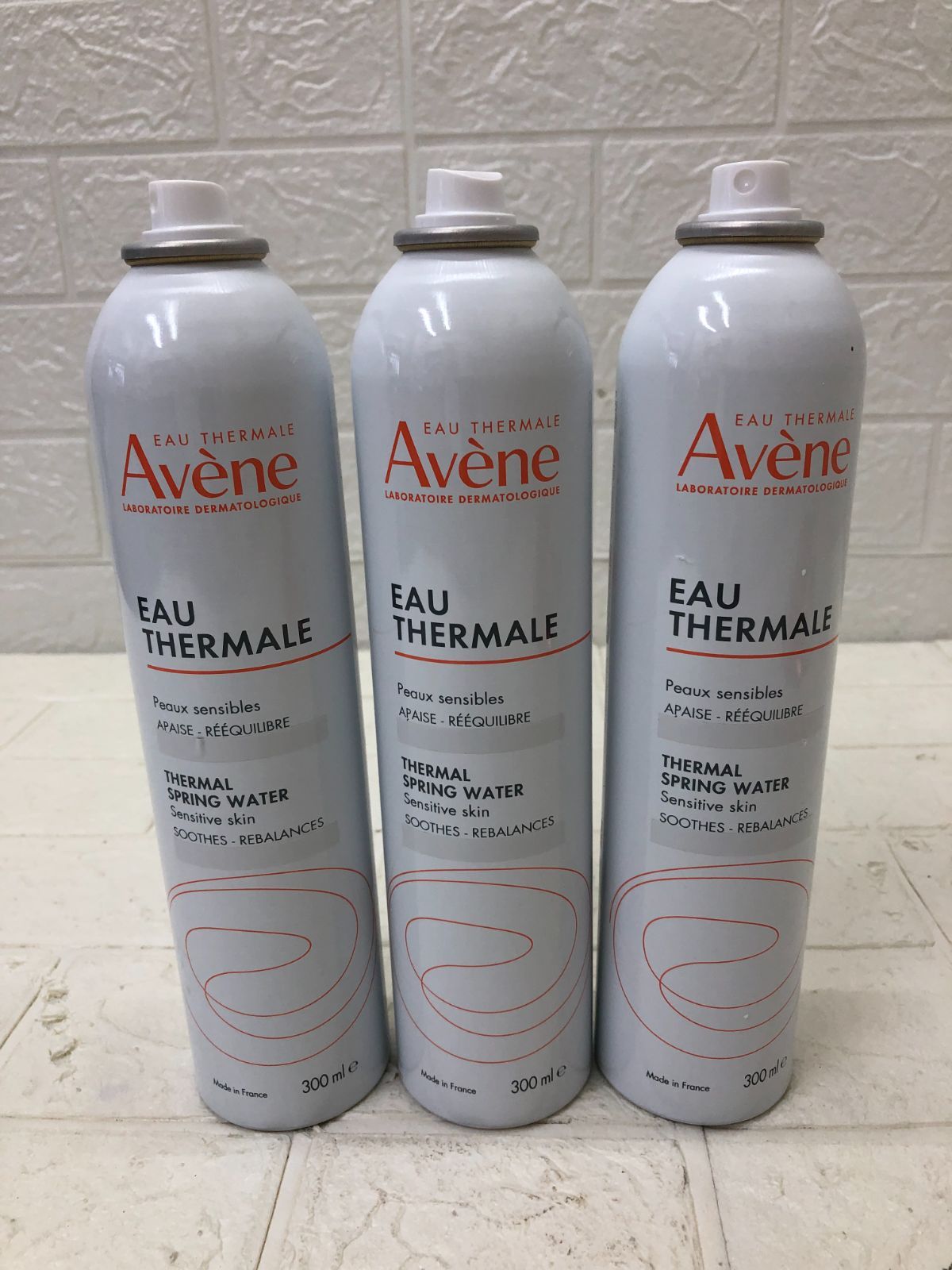AVENE アベンヌ ウォーター 300ML x 3個セット - メルカリ