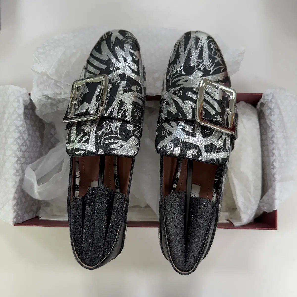 38 5 新商品 (未使用) BALLY バリー グラフィティ バックル ローファー