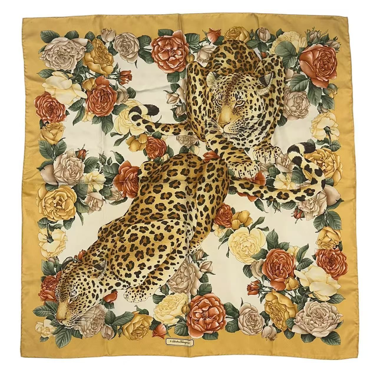 美品 Salvatore Ferragamo サルヴァトーレ フェラガモ スカーフ 豹 花柄 シルク イエロー 7,015円