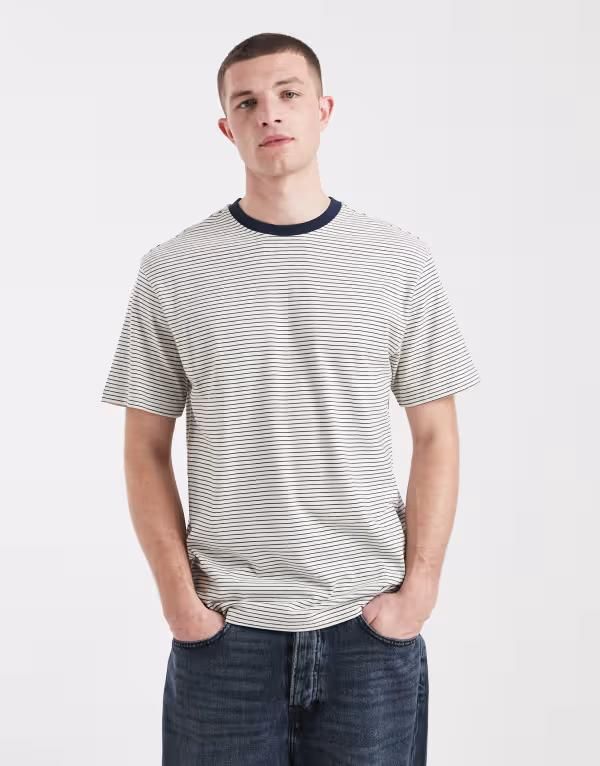 オンリーアンドサンズ メンズ トップス Tシャツ リラックスフィット ONLY SONS relaxed fitshirt in cream stripes Gardenia クリーム