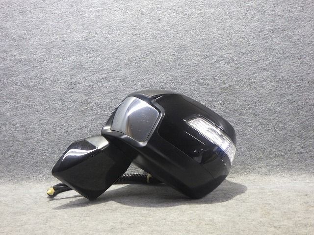 ステップワゴン　左ドアミラー　RK5/6　10P　カラーNH812P　76250-SZW-N02　260523202